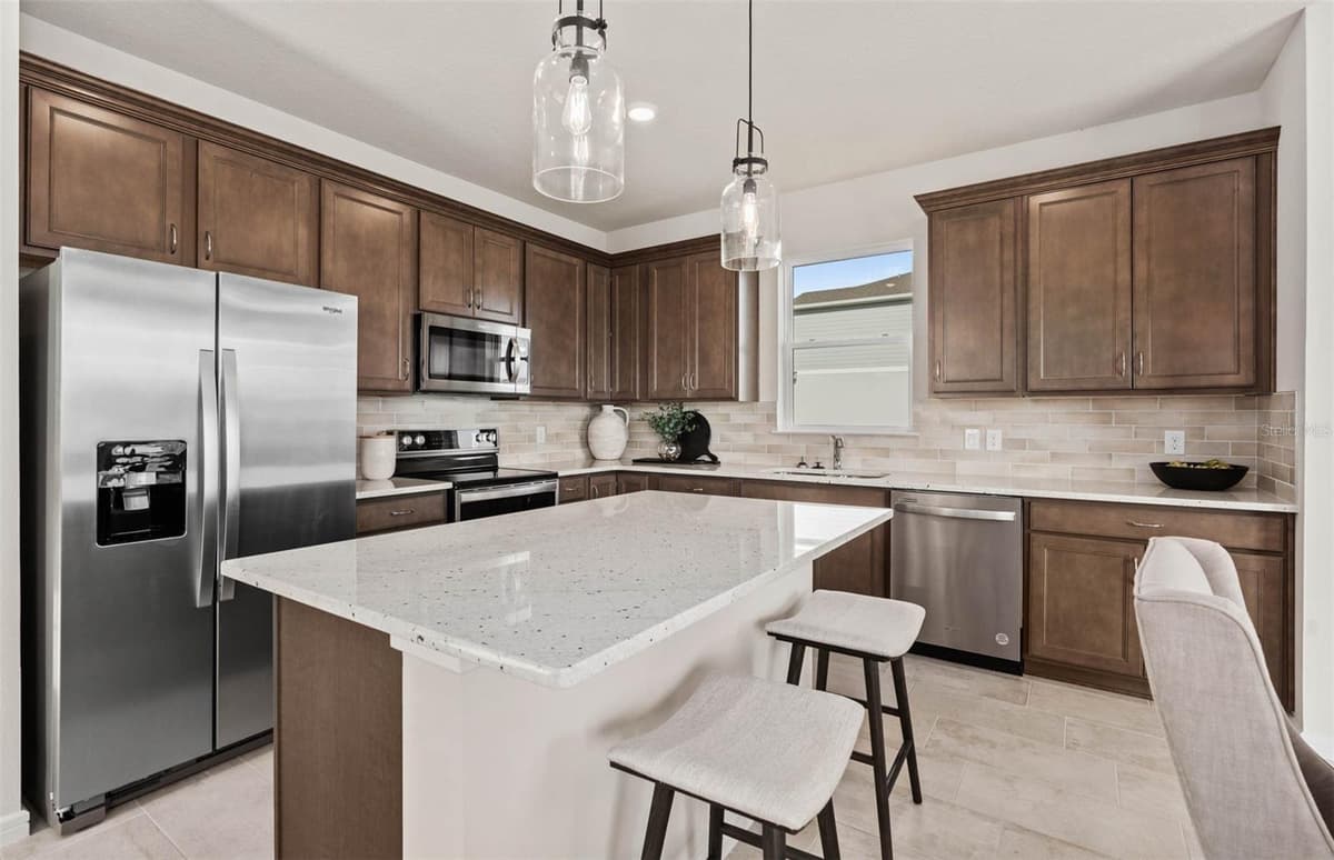 1424 HAMILTON WAY — photo 4 of 24