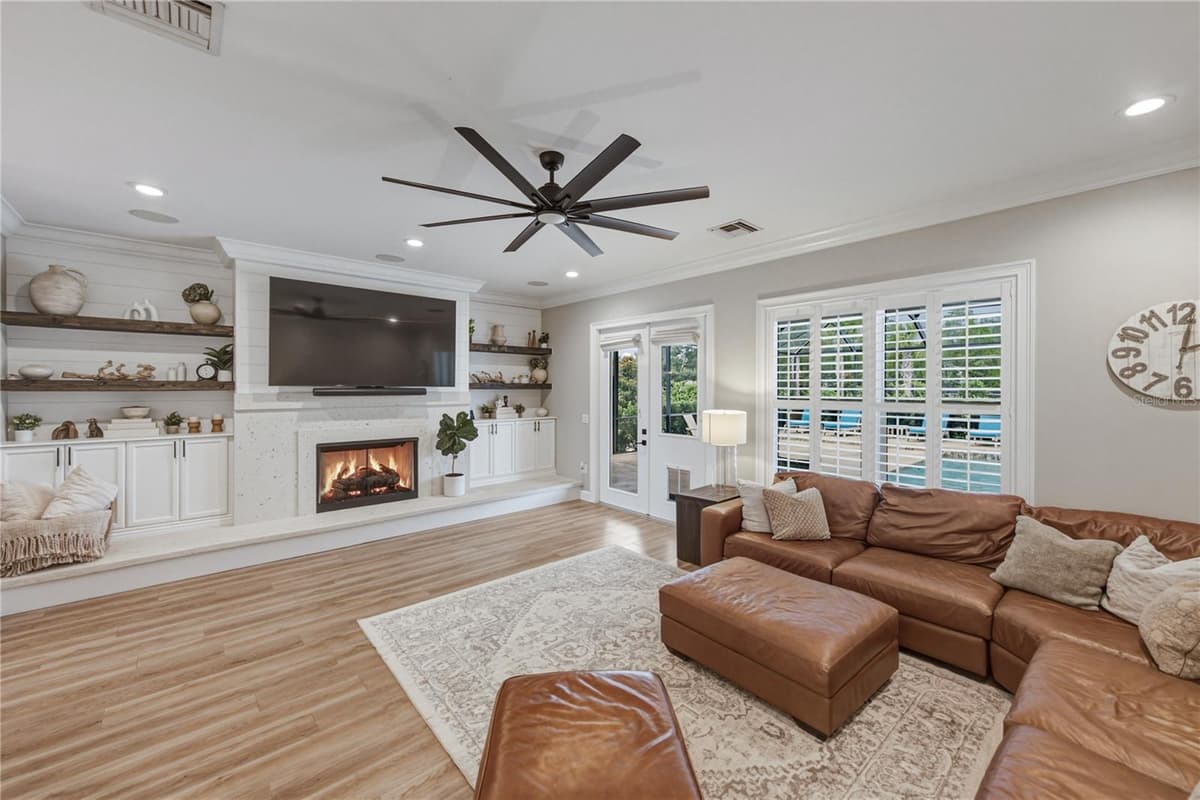 32655 WESLEY WAY — photo 13 of 80