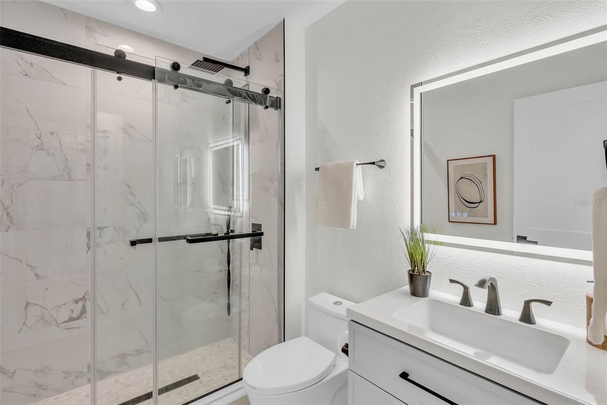 965 BRUCE AVENUE — photo 25 of 33