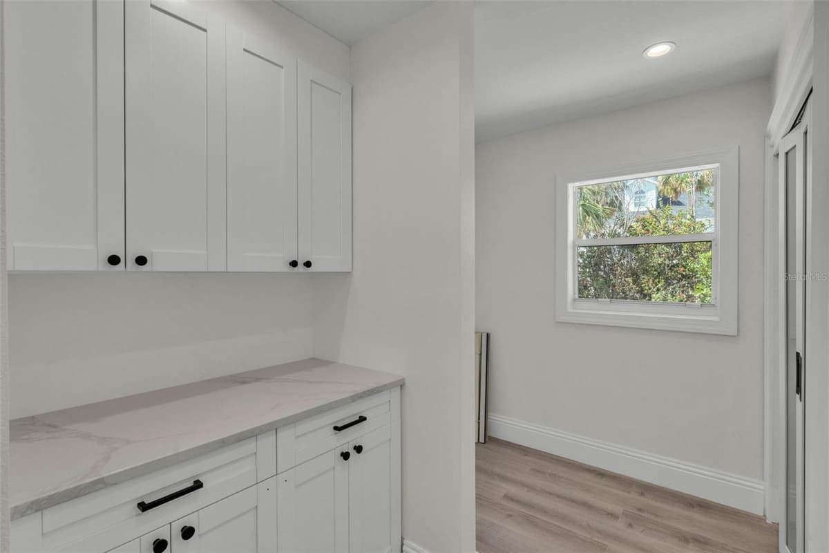 965 BRUCE AVENUE — photo 27 of 33