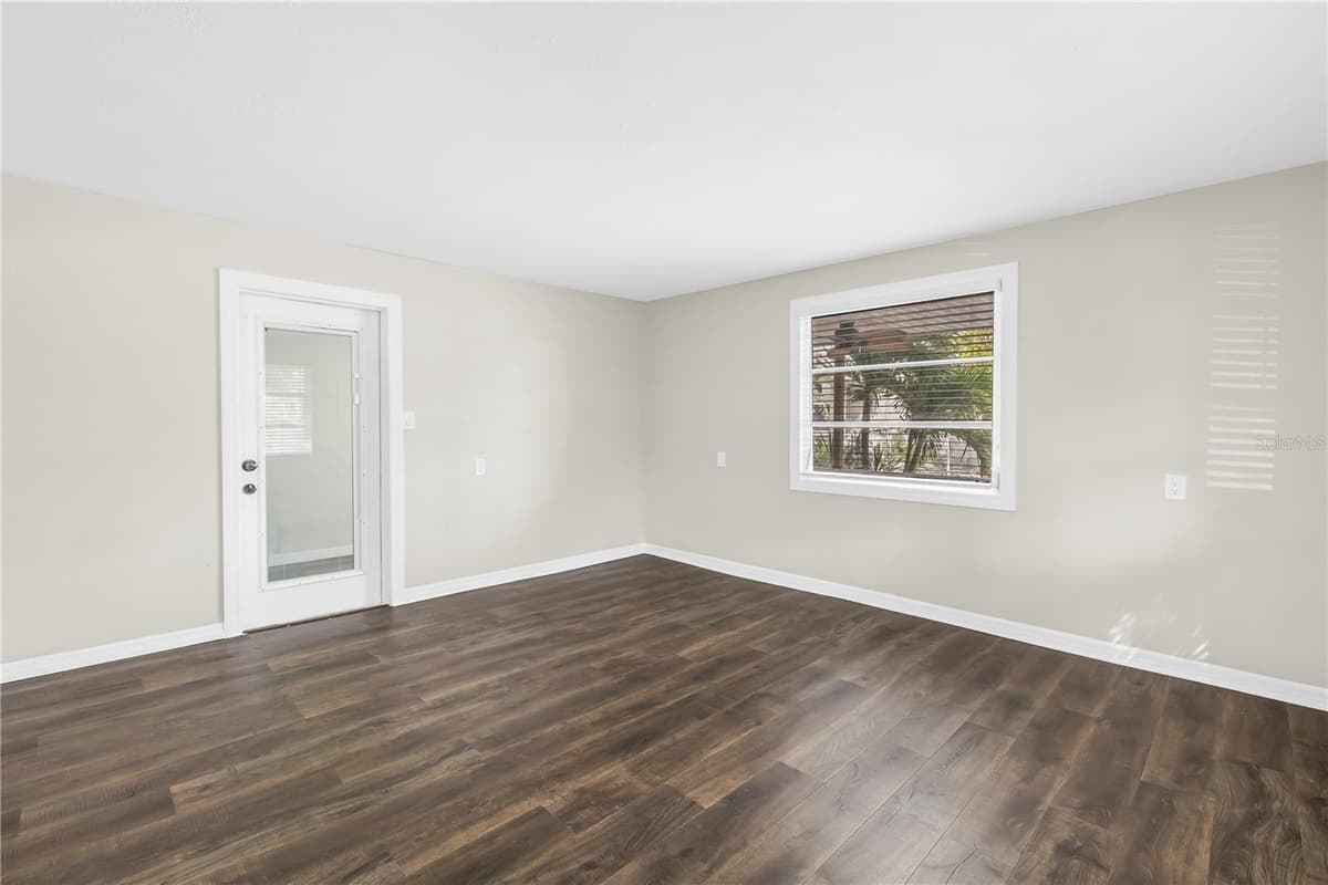134 86TH TERRACE — photo 14 of 50
