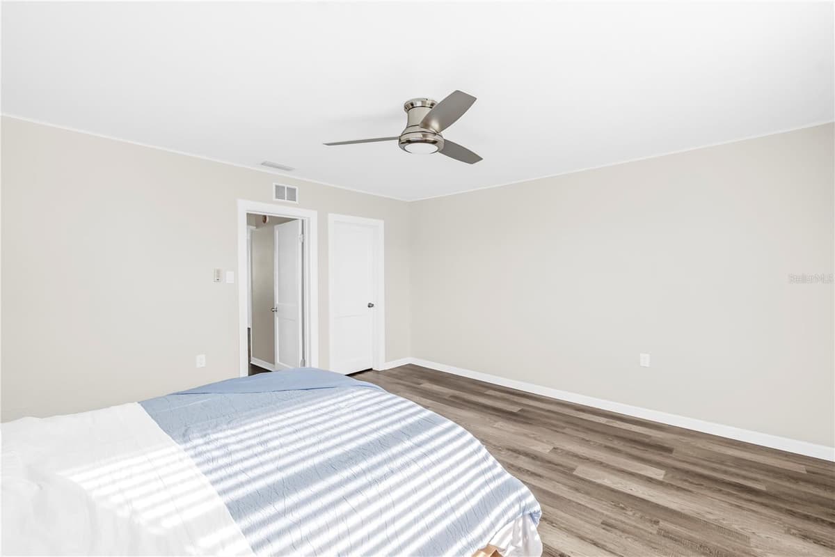 134 86TH TERRACE — photo 34 of 50