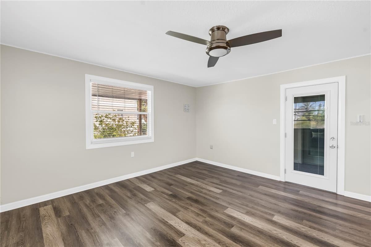 134 86TH TERRACE — photo 30 of 50