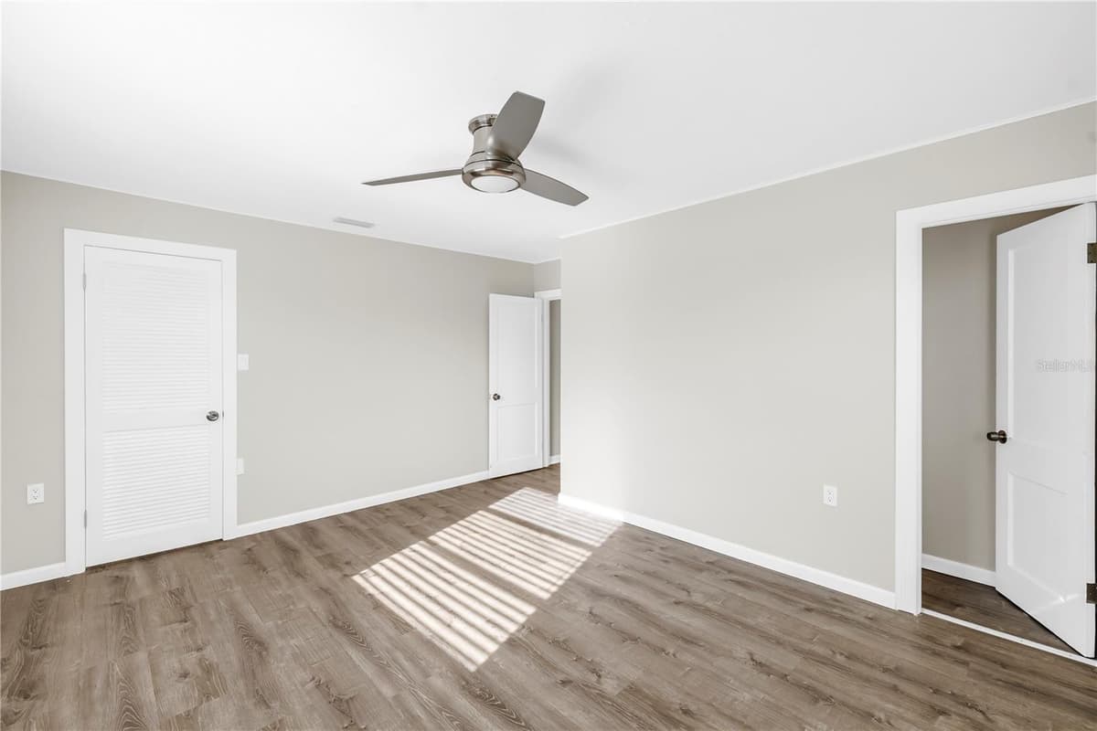 134 86TH TERRACE — photo 40 of 50