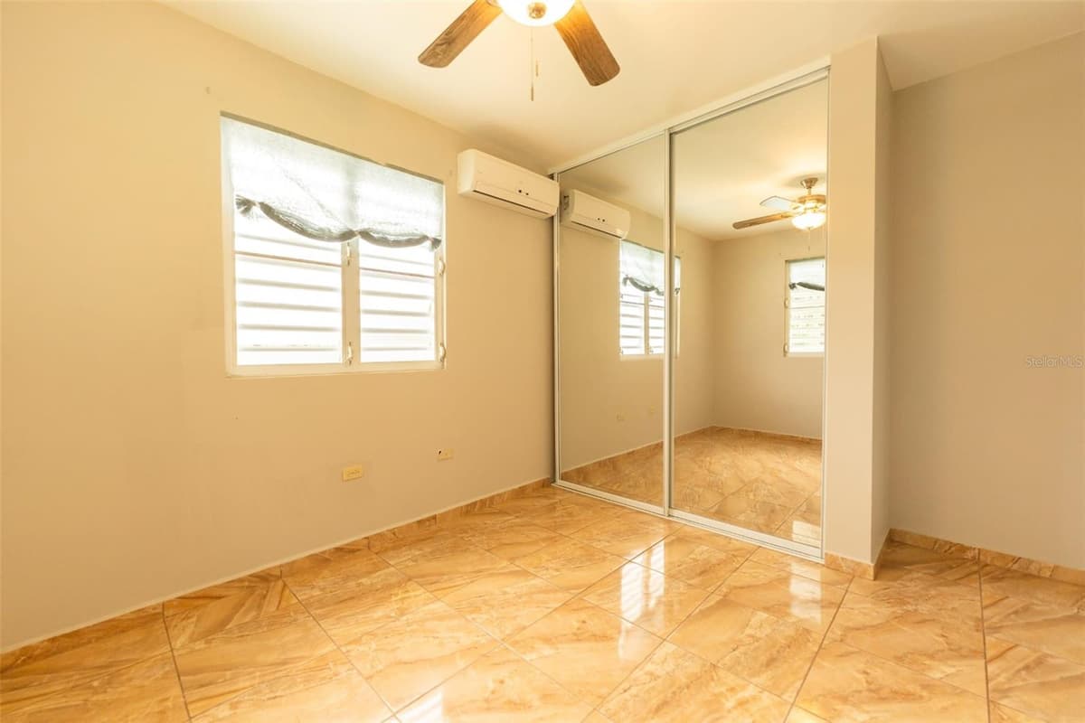 Carr 414 SECTOR LOS PUENTES — photo 13 of 28