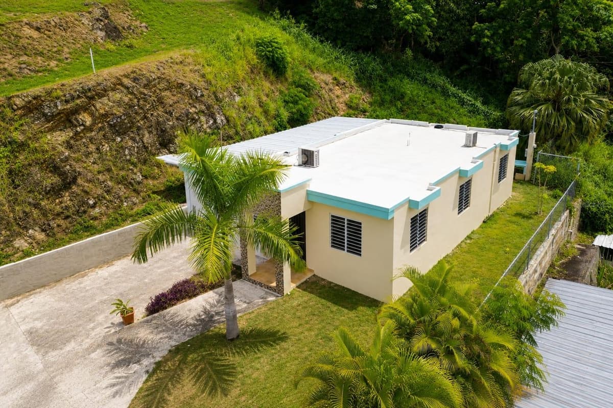 Carr 414 SECTOR LOS PUENTES — photo 4 of 28