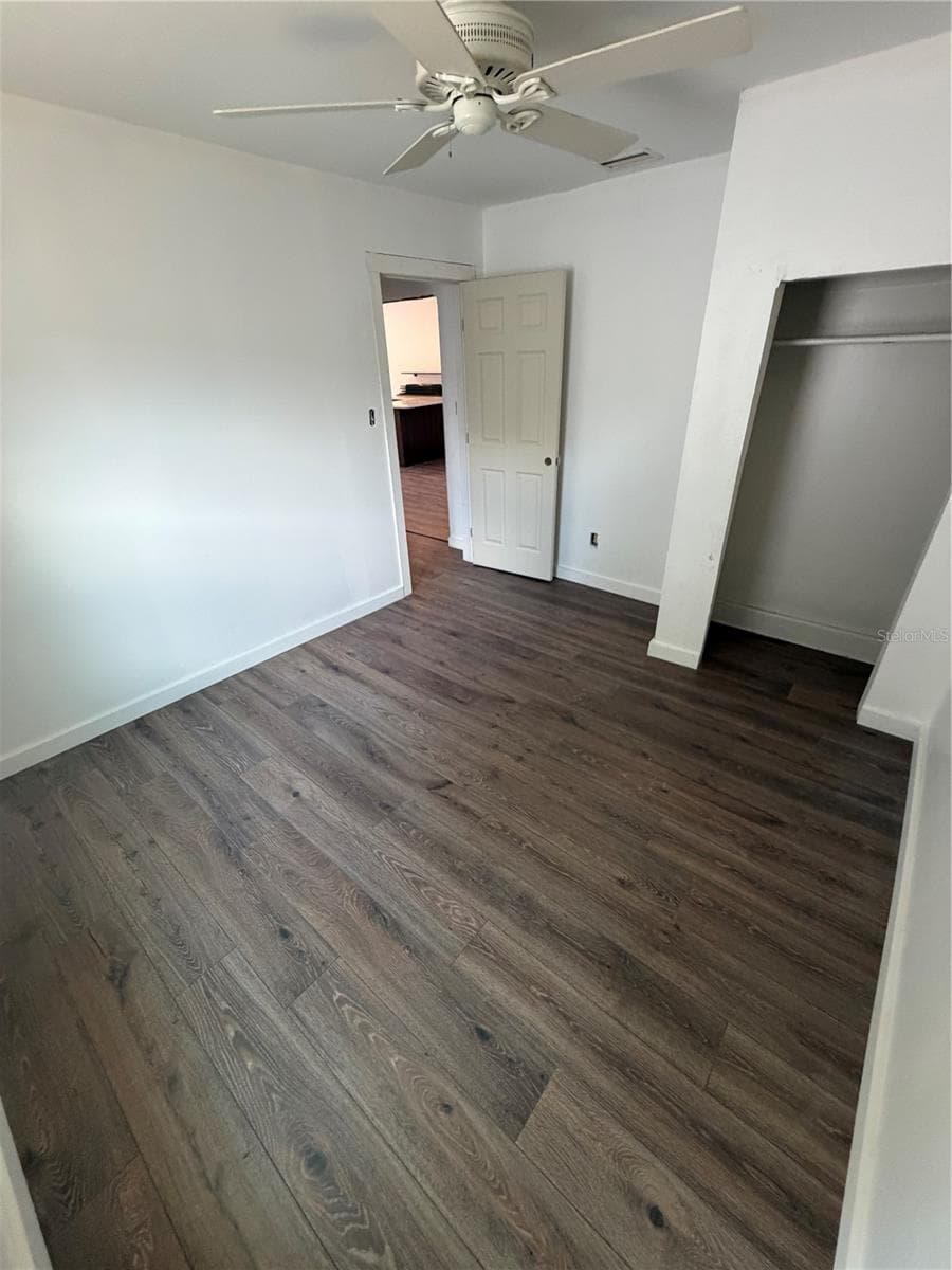 911 21ST STREET — photo 5 of 10