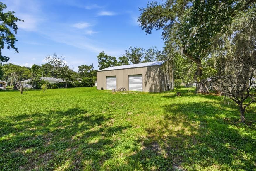 483 LINCOLN AVENUE — photo 37 of 41