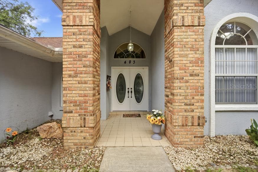 483 LINCOLN AVENUE — photo 3 of 41