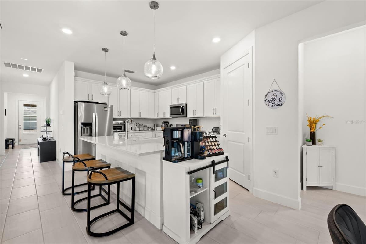 12461 BASALT LANE — photo 4 of 69
