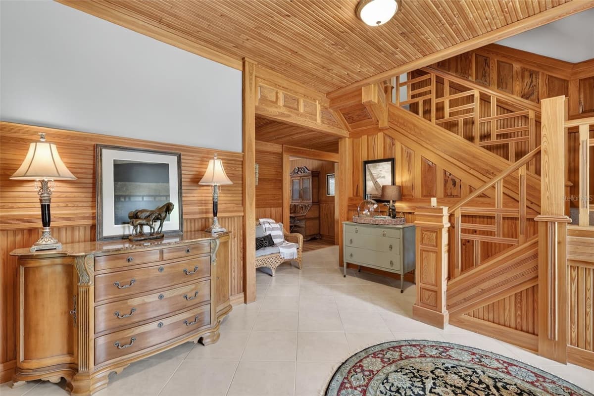 22625 LAKE SENECA ROAD — photo 9 of 62