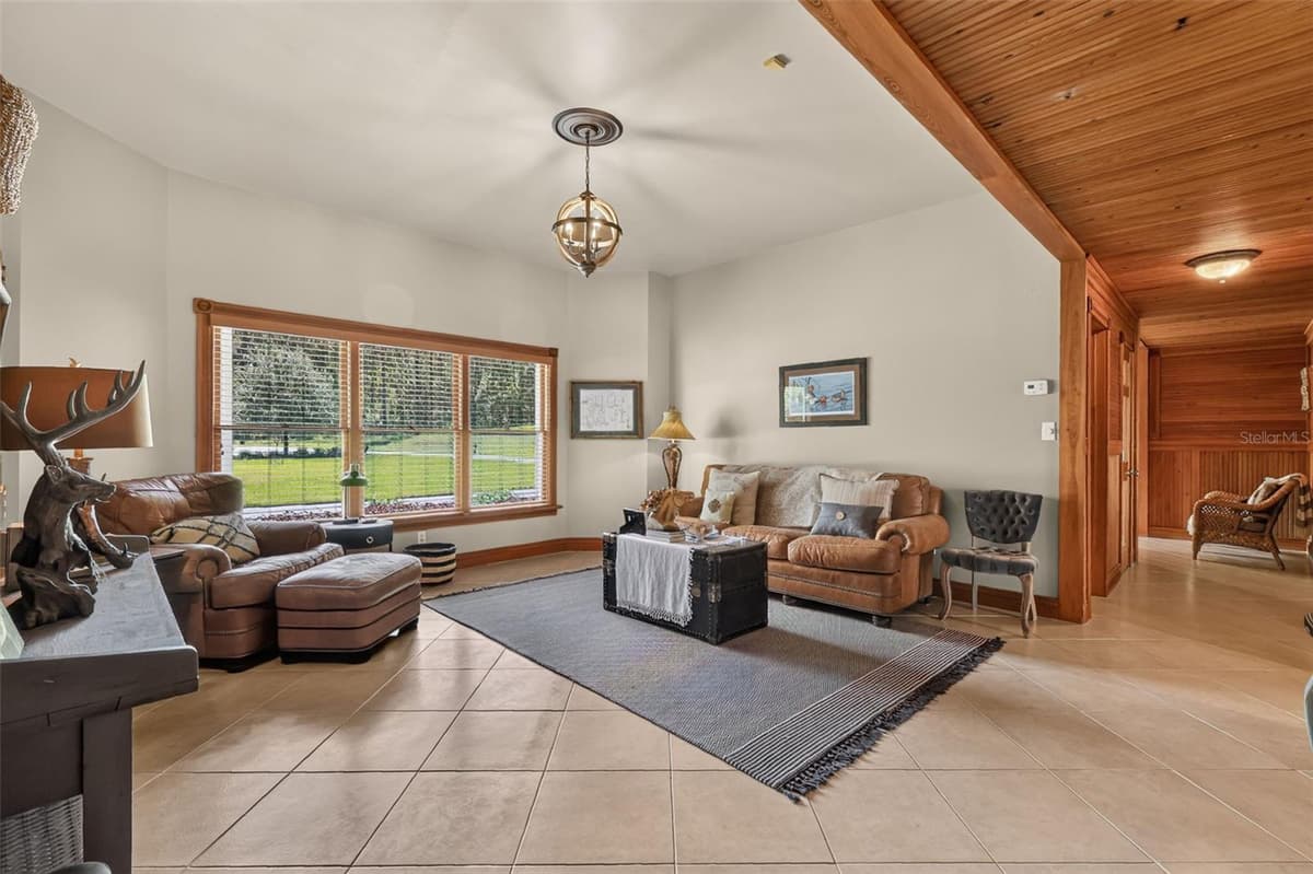 22625 LAKE SENECA ROAD — photo 23 of 62