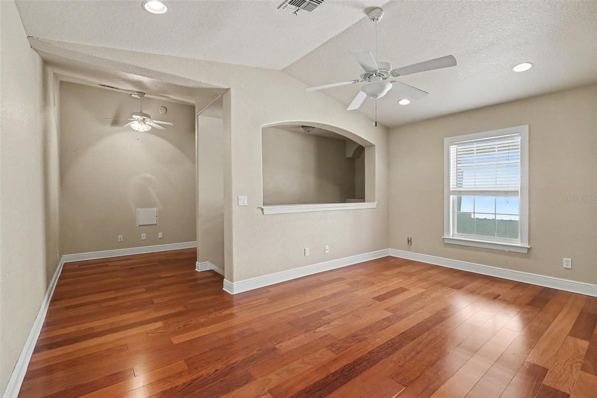 1380 ISABELLA DRIVE — photo 18 of 30