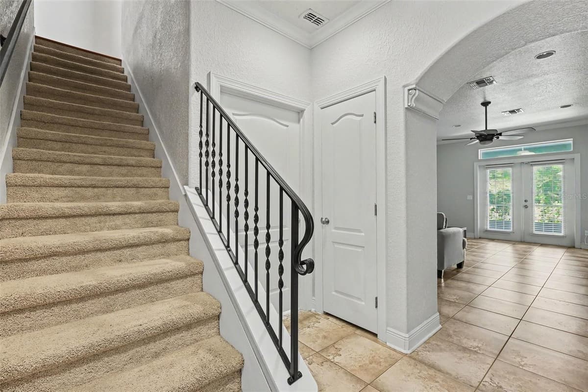 1380 ISABELLA DRIVE — photo 12 of 30