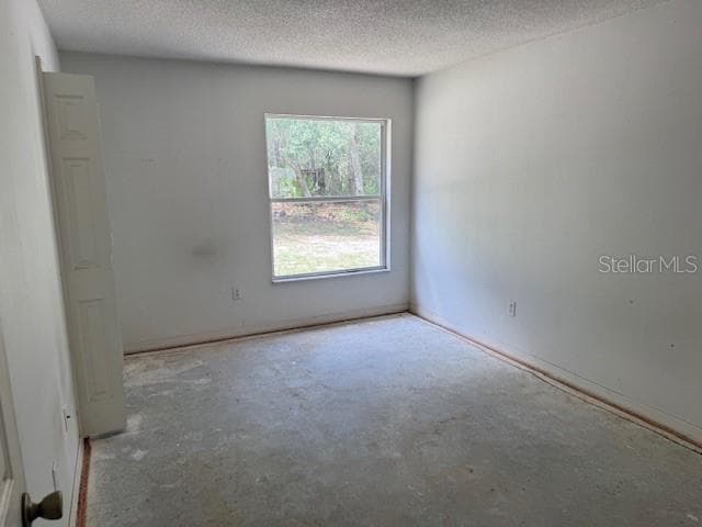 981 SEVILLA AVENUE — photo 13 of 17