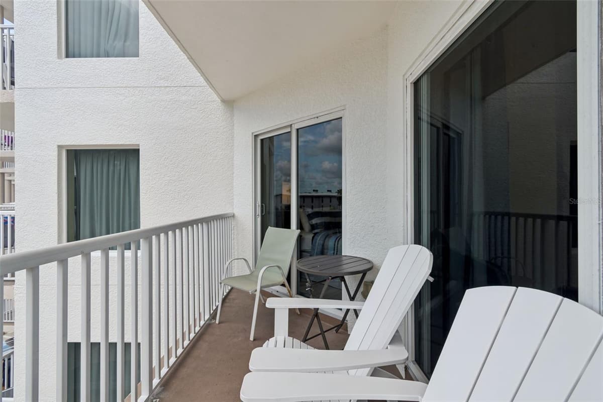 12000 GULF BOULEVARD — photo 24 of 64