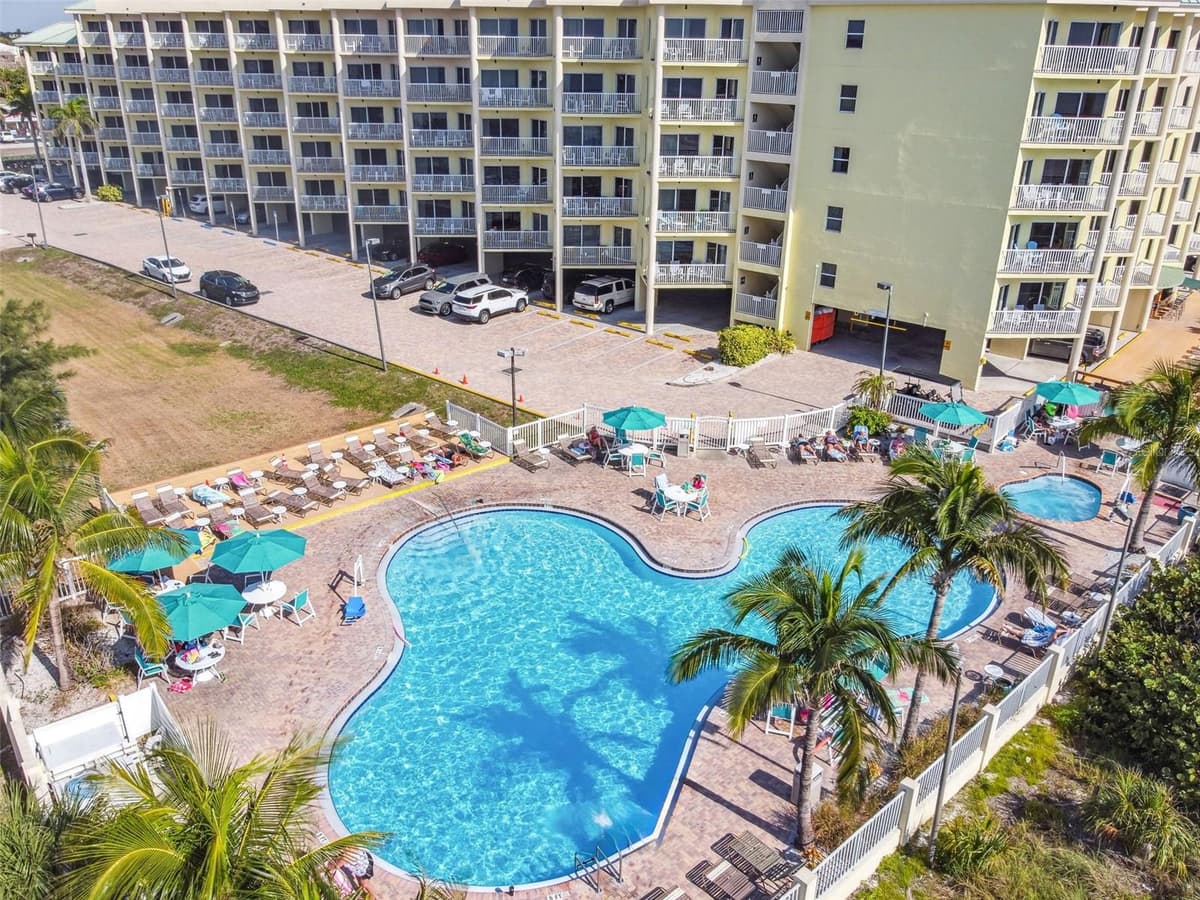 12000 GULF BOULEVARD — photo 46 of 64