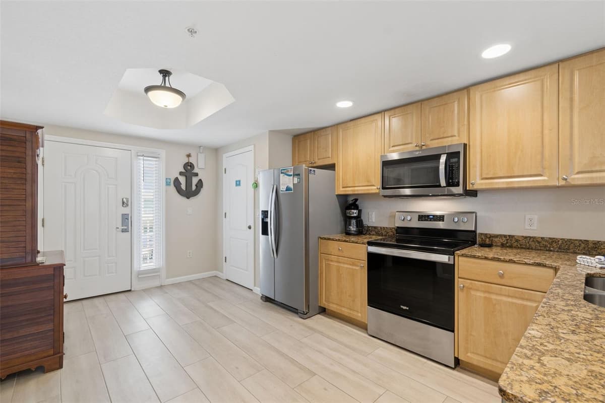 12000 GULF BOULEVARD — photo 12 of 64