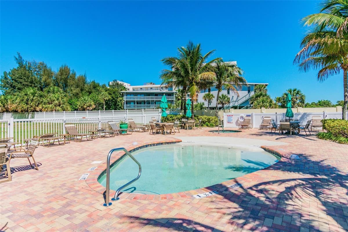 12000 GULF BOULEVARD — photo 48 of 64