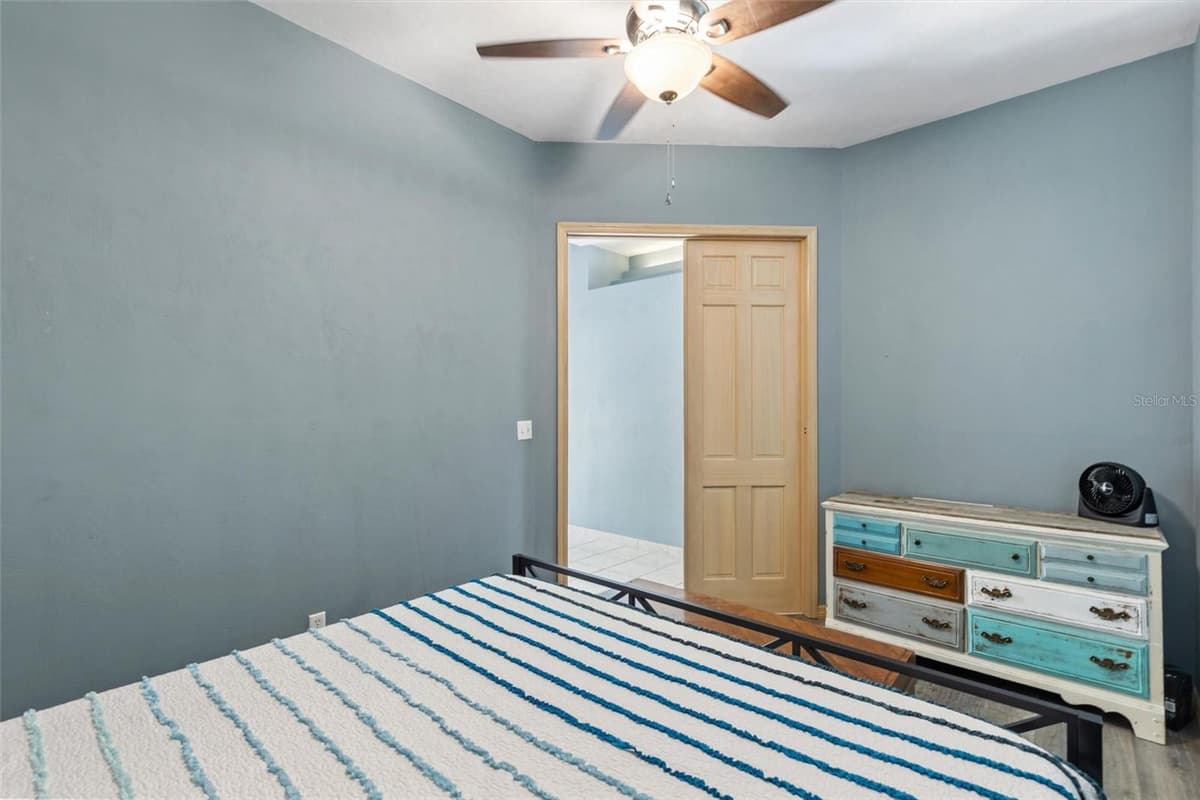 713 ERNEST DRIVE — photo 13 of 100