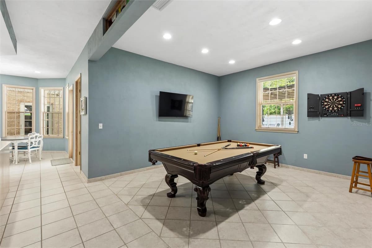 713 ERNEST DRIVE — photo 36 of 100