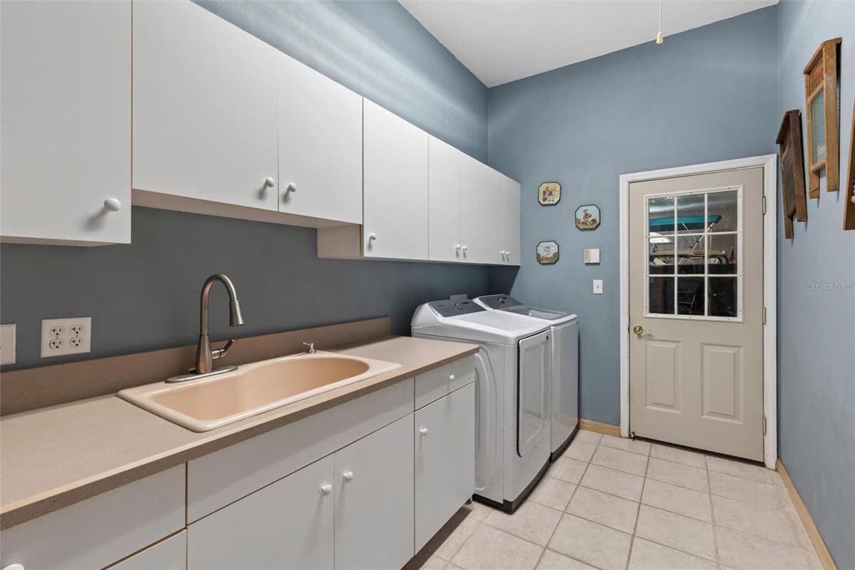 713 ERNEST DRIVE — photo 29 of 100