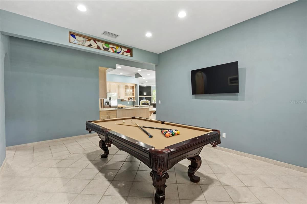 713 ERNEST DRIVE — photo 34 of 100