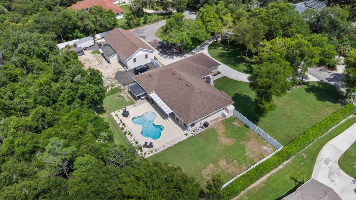713 ERNEST DRIVE — photo 8 of 100