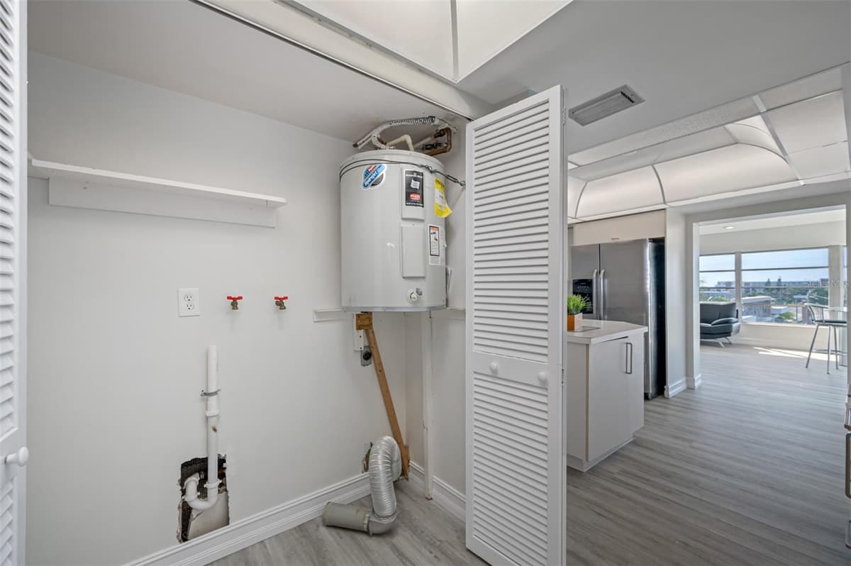6363 GULF WINDS DRIVE — photo 47 of 58