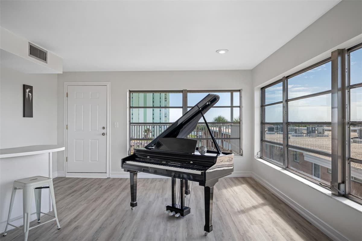 6363 GULF WINDS DRIVE — photo 15 of 58
