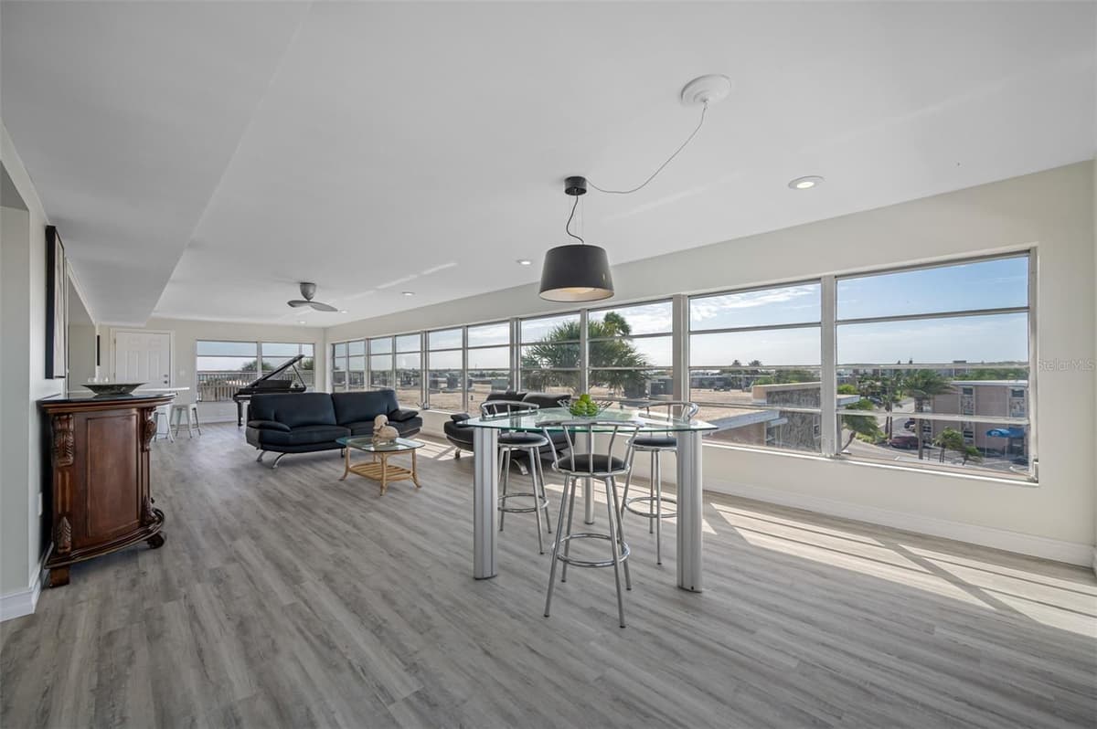 6363 GULF WINDS DRIVE — photo 5 of 58