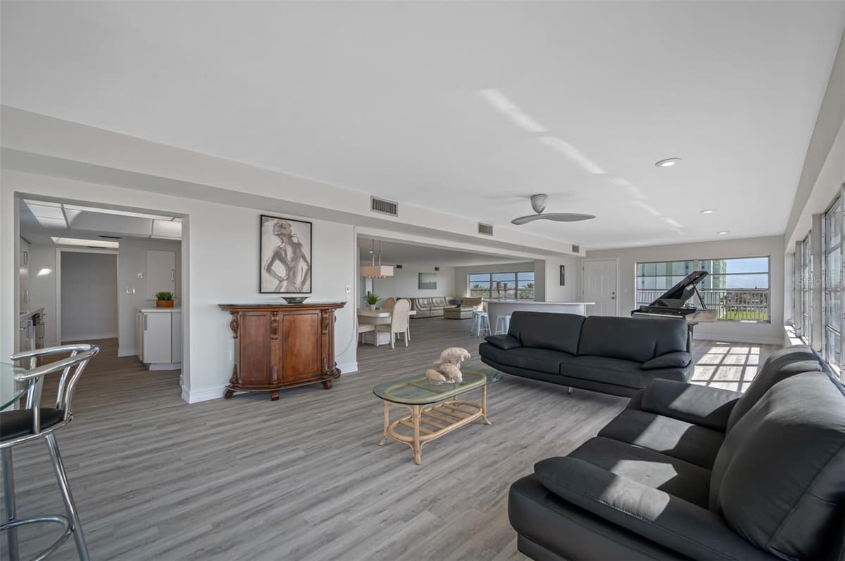 6363 GULF WINDS DRIVE — photo 7 of 58