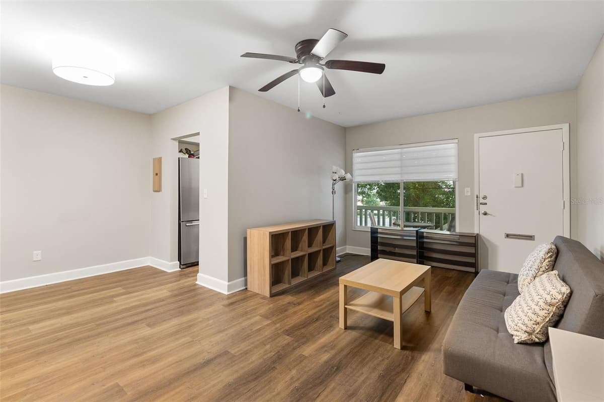 1140 ORLANDO AVENUE — photo 8 of 25