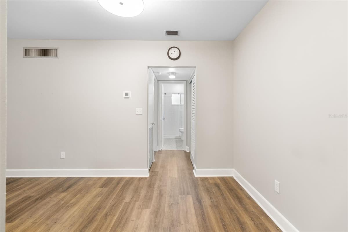 1140 ORLANDO AVENUE — photo 12 of 25