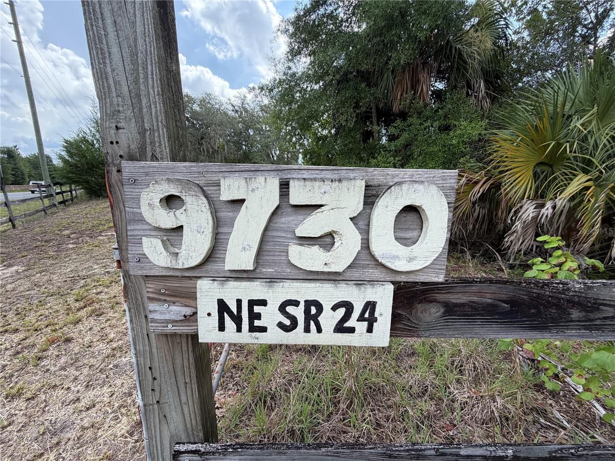 9730 STATE ROAD 24 — photo 43 of 46