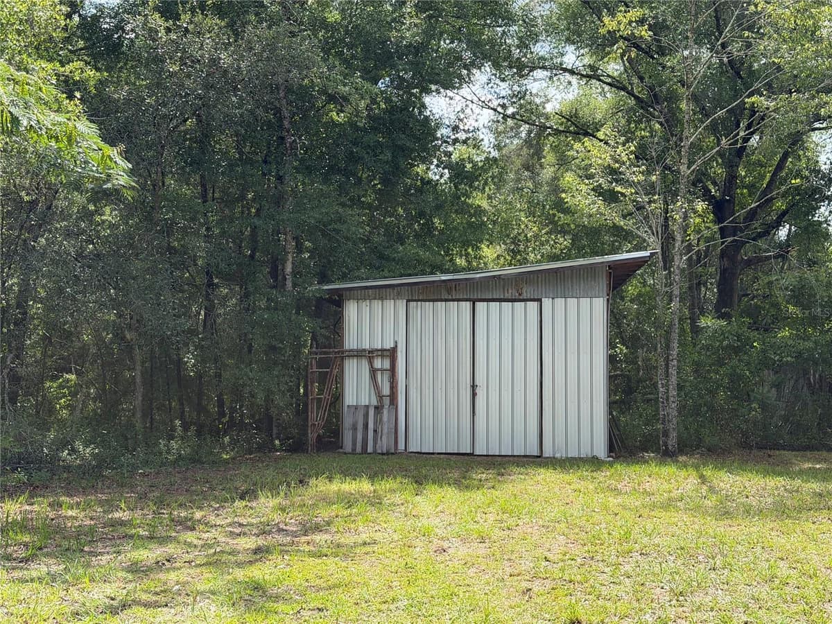 9730 STATE ROAD 24 — photo 7 of 46