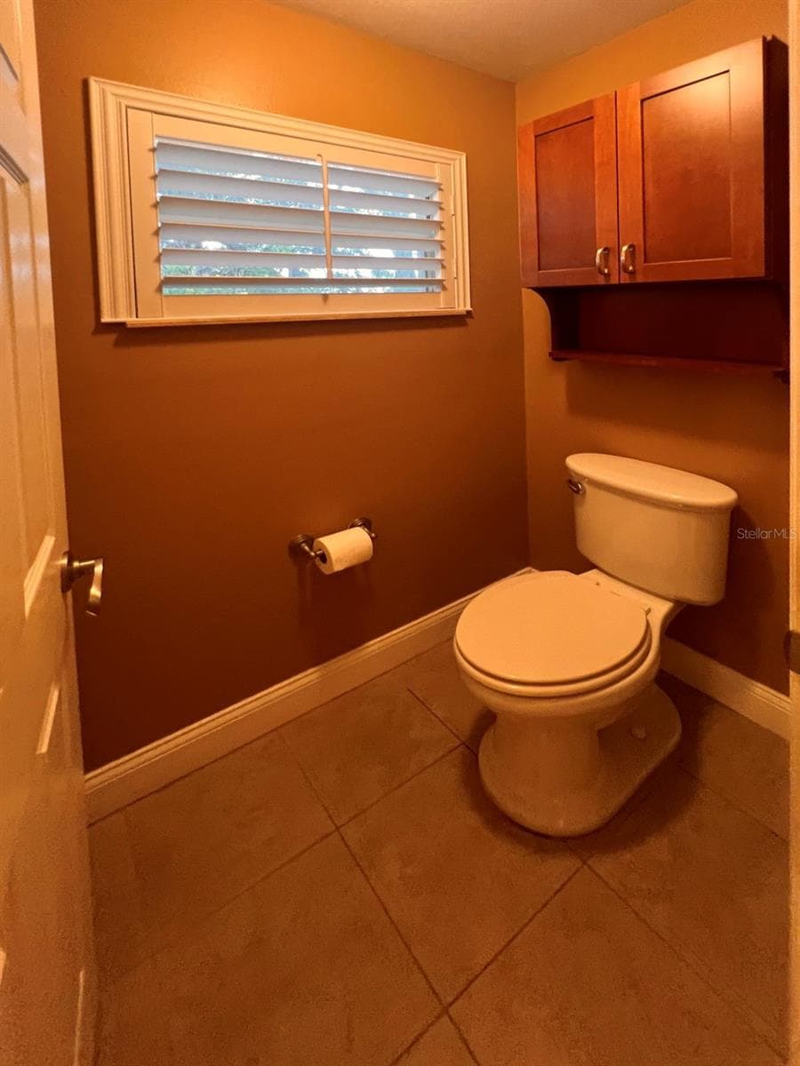 1320 SASSAFRAS AVENUE — photo 18 of 27
