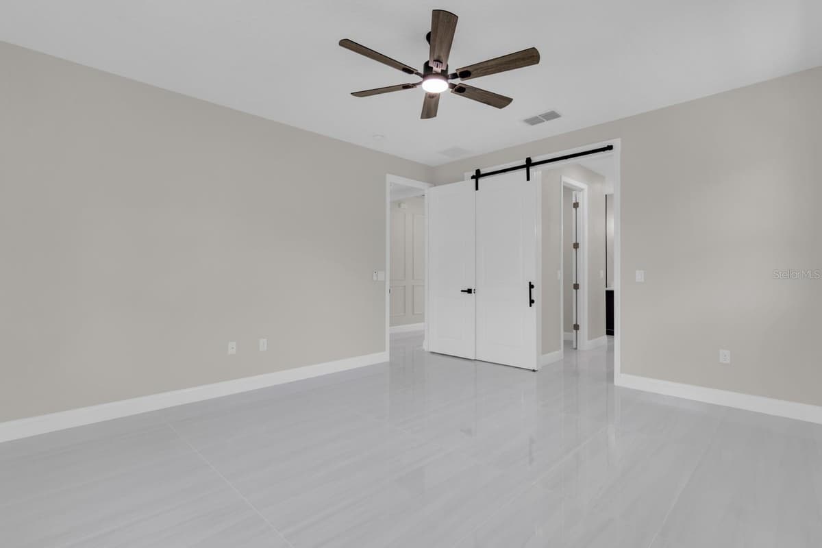4880 BARNA AVENUE — photo 28 of 39