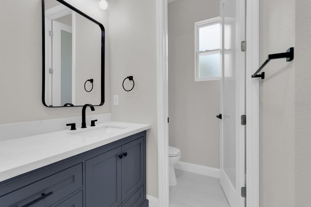 4880 BARNA AVENUE — photo 34 of 39