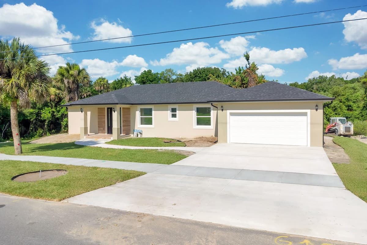 4880 BARNA AVENUE — photo 12 of 39