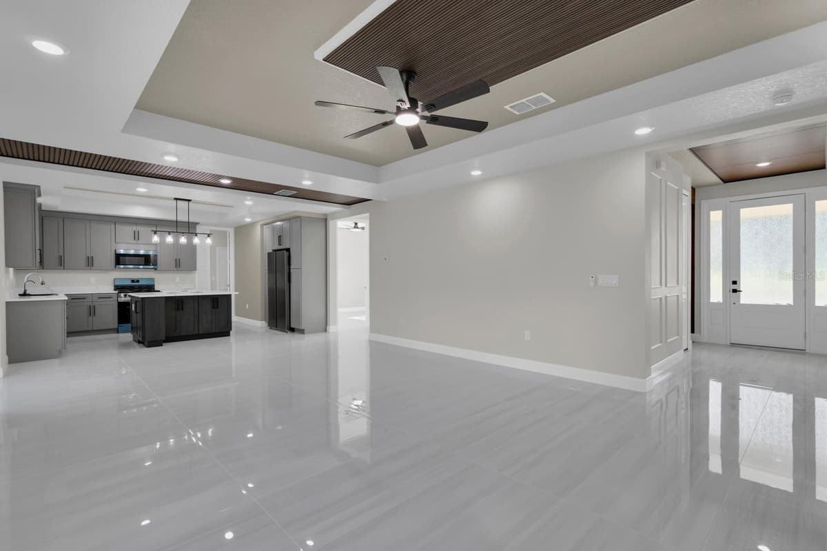 4880 BARNA AVENUE — photo 17 of 39