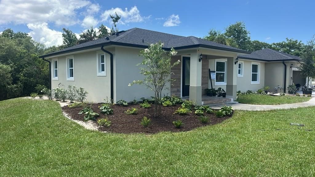 4880 BARNA AVENUE — photo 5 of 39