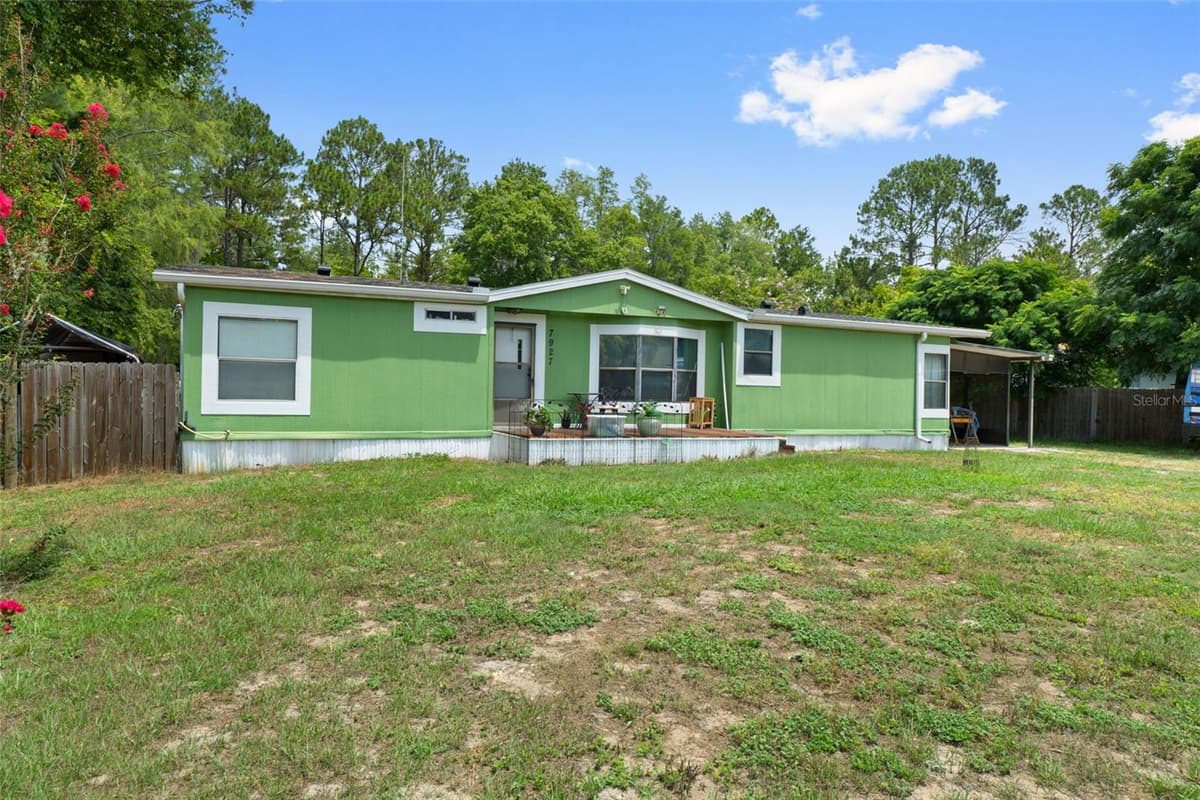 7927 CYPRIAN COURT — photo 4 of 37