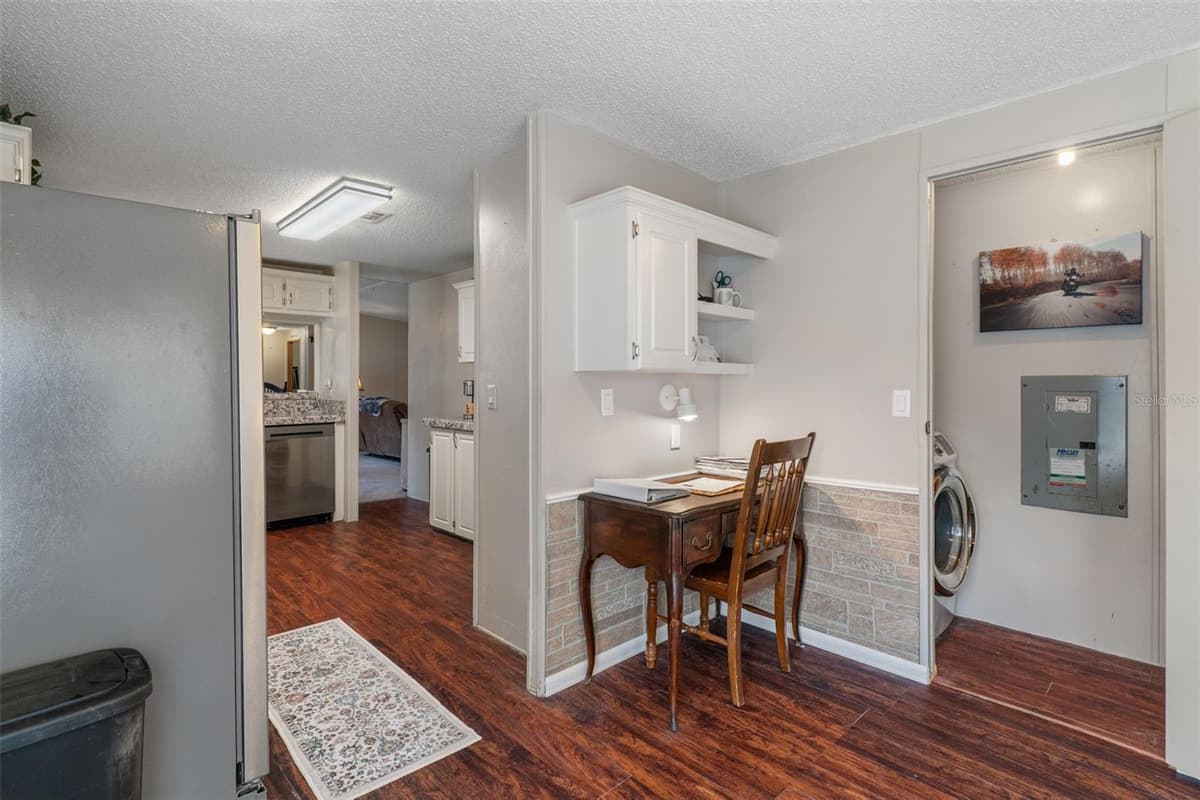 7927 CYPRIAN COURT — photo 18 of 37