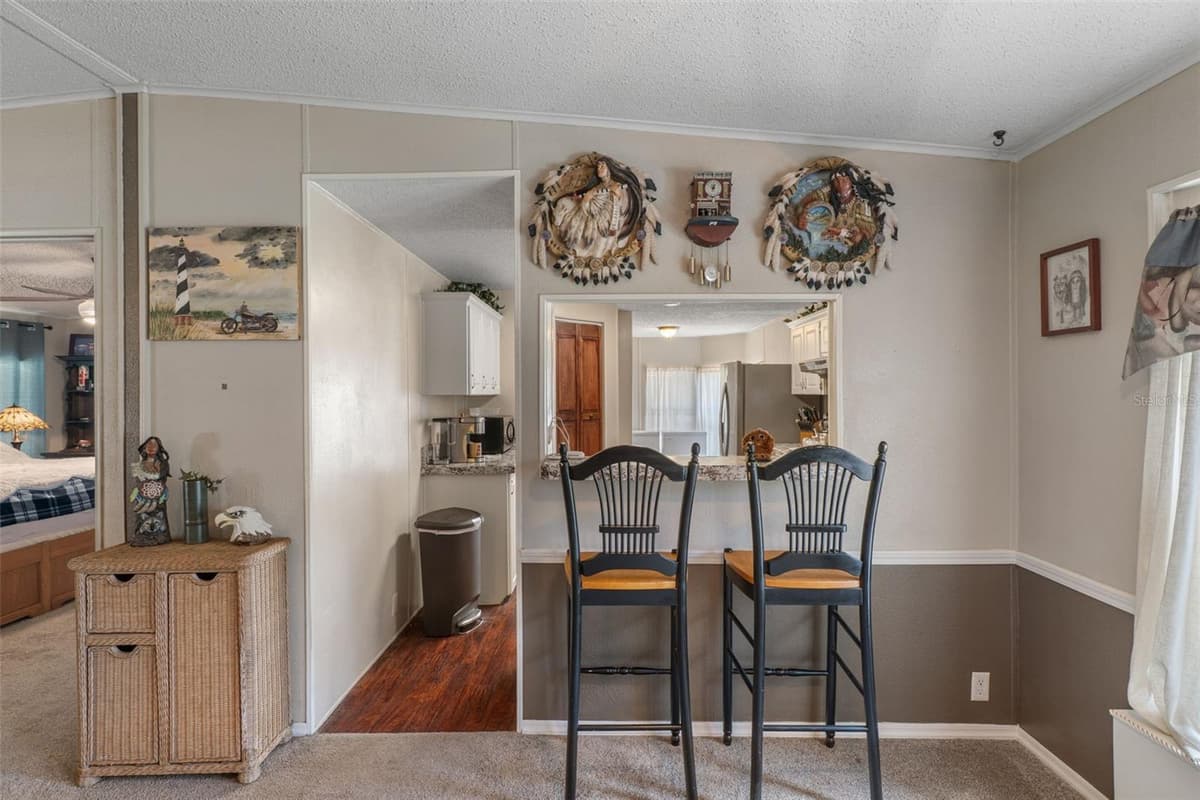 7927 CYPRIAN COURT — photo 10 of 37