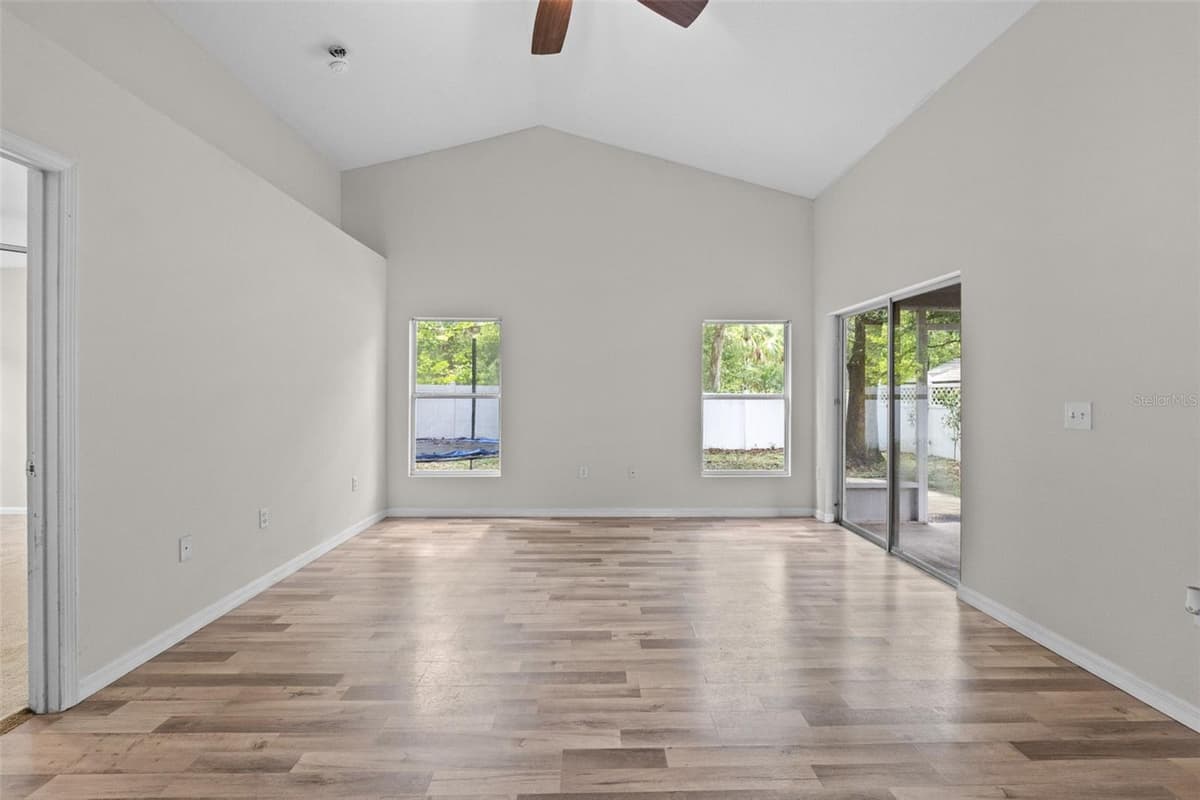 634 SPRING CAVERN AVENUE — photo 22 of 59