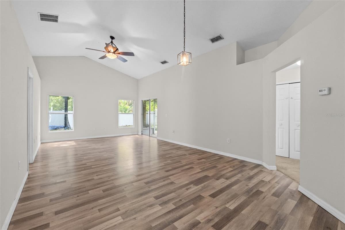 634 SPRING CAVERN AVENUE — photo 15 of 59