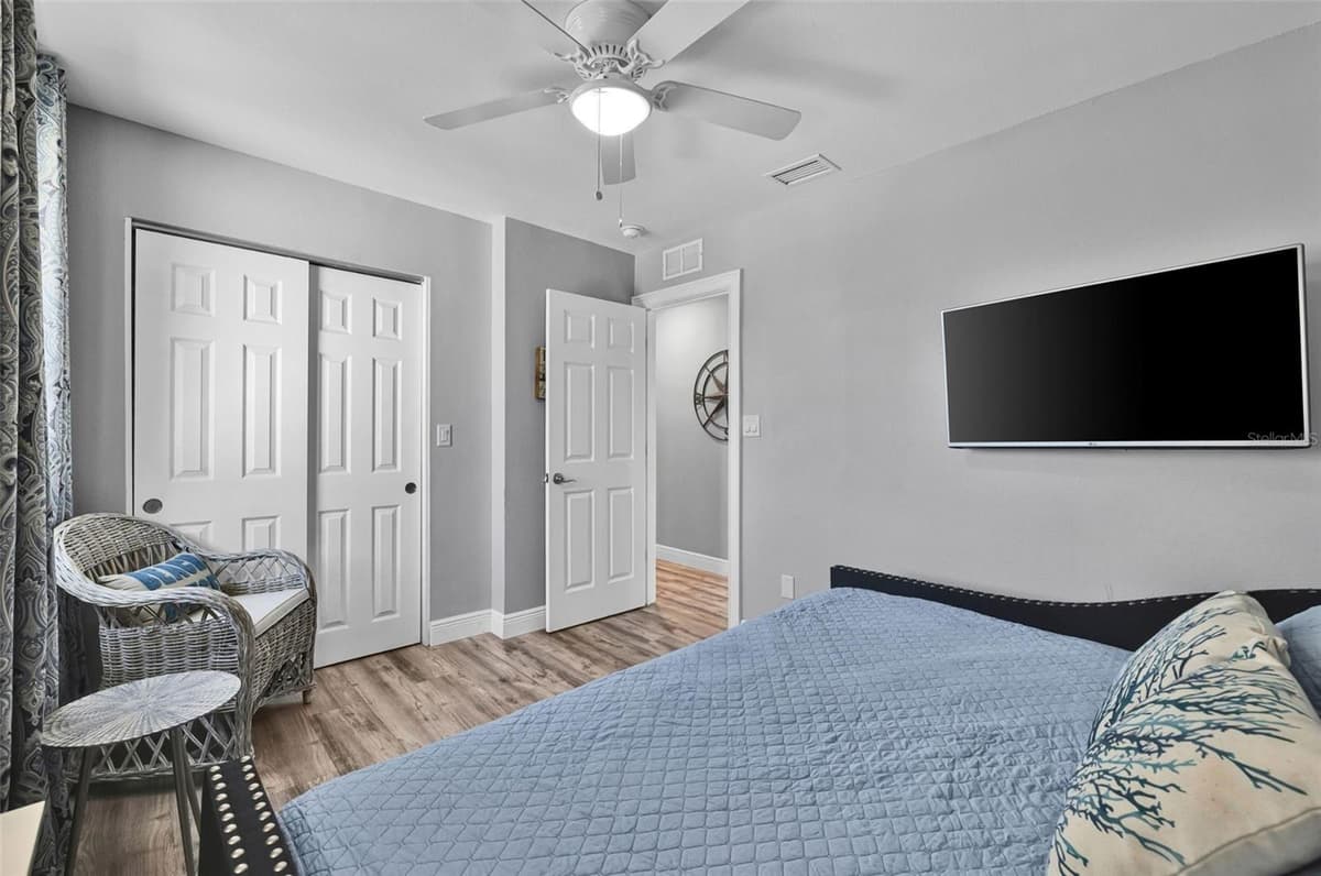 812 GULF BLVD — photo 17 of 44