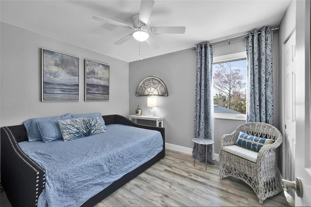 812 GULF BLVD — photo 22 of 44
