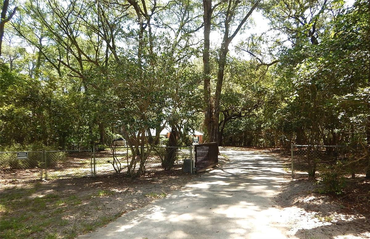 8315 LILLY LAKE ROAD — photo 46 of 47
